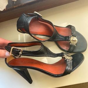 Marc by Marc jacobs patent leather t strap sandal vintage